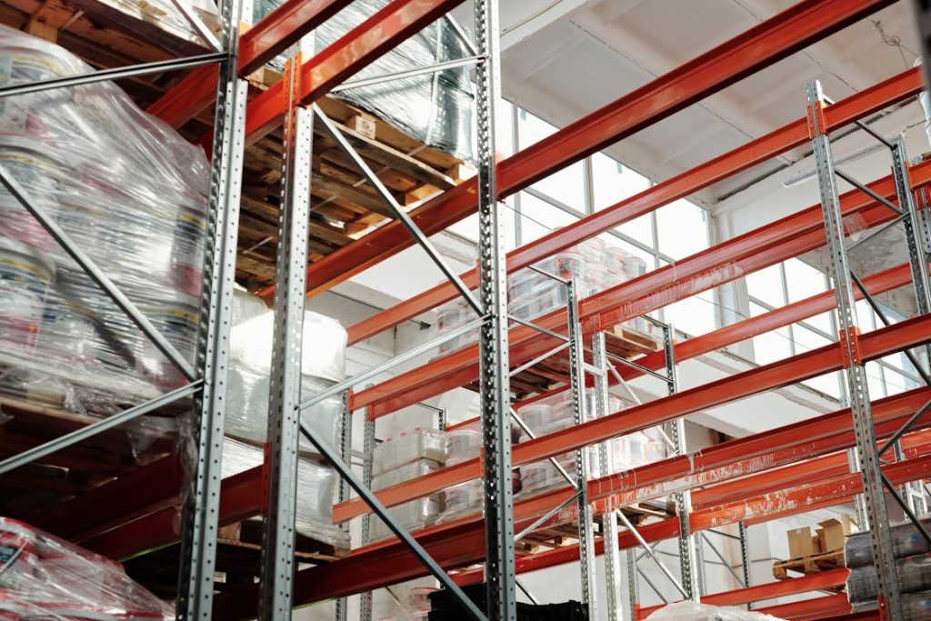 service-warehouse-distribution